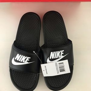 Nike Flip Flops
